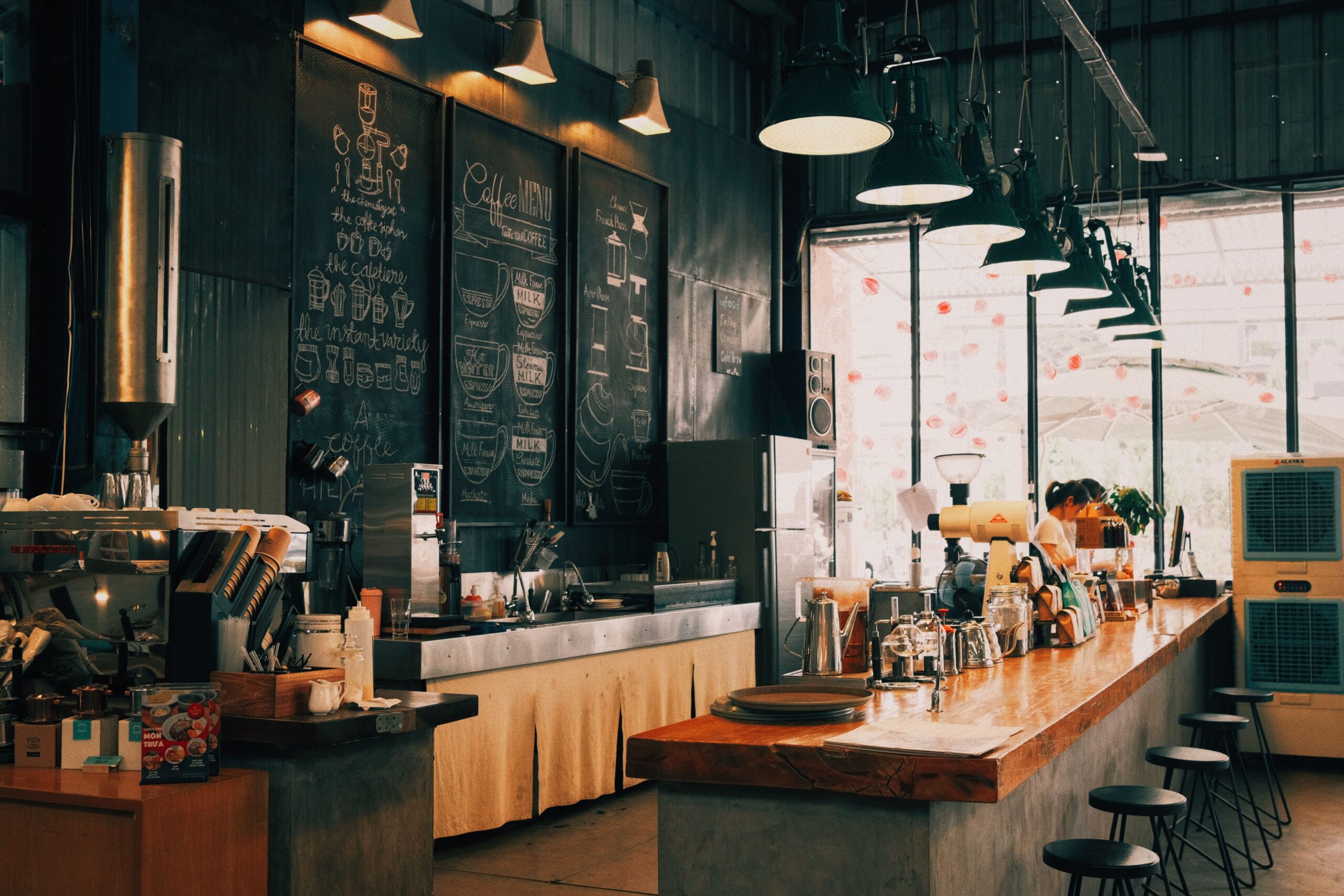 Best commercial coffee machine for small business and startup cafés